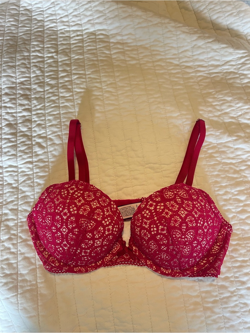 Victoria's Secret Push-Up Bra in Hot Pink